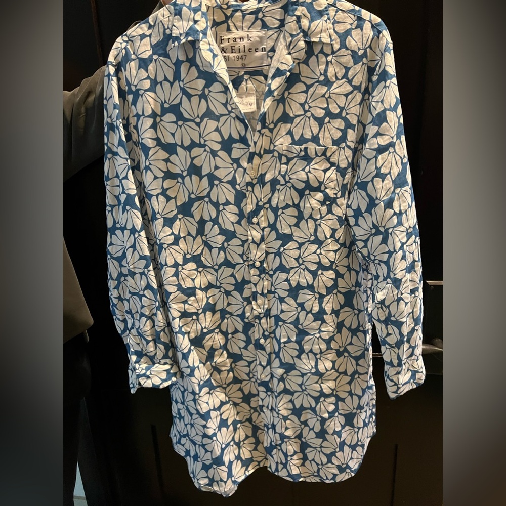 FRANK & EILEEN
MARY CLASSIC LINEN SHIRT DRESS | BLUE FLORAL